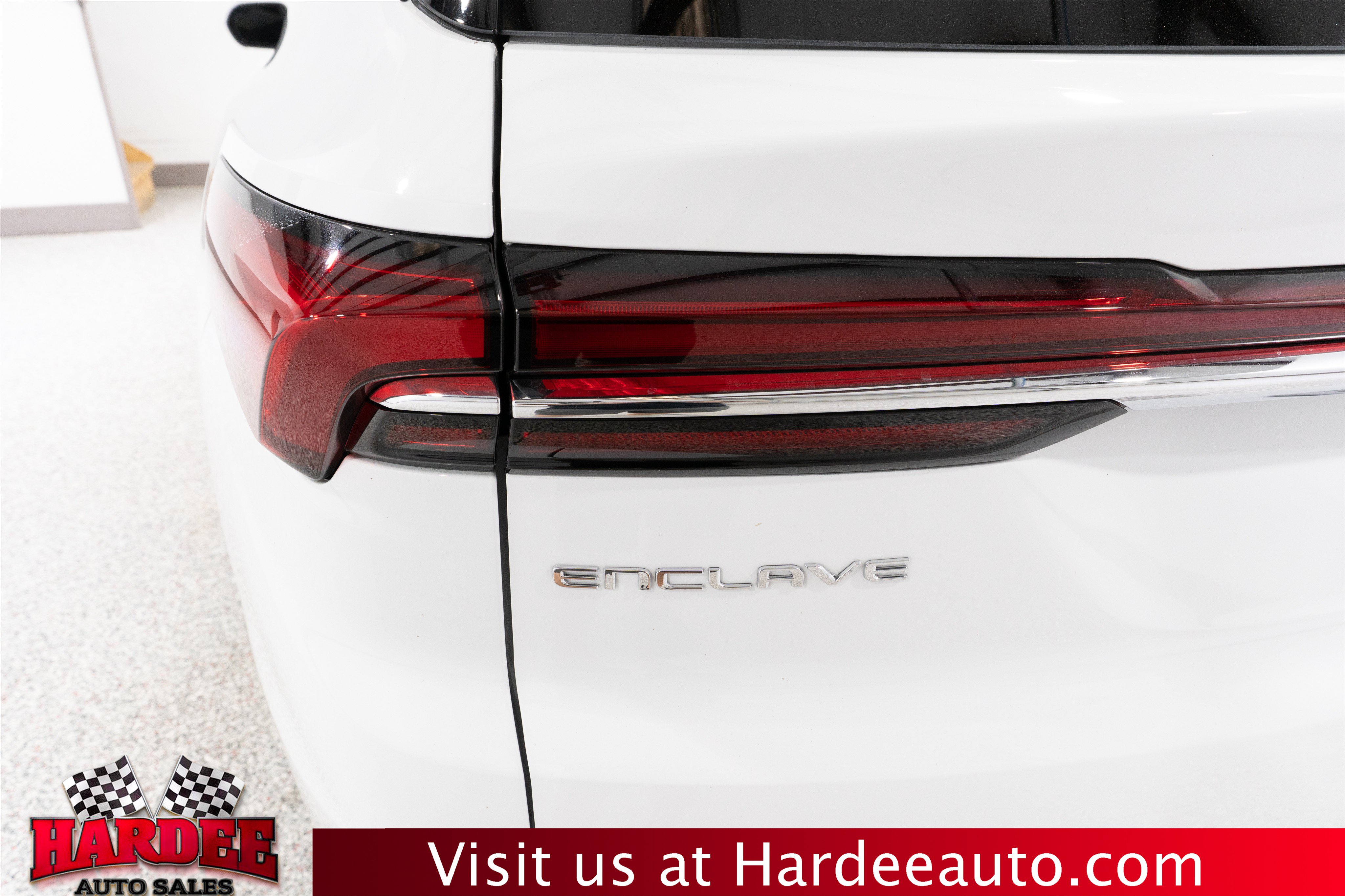 Used 2026 Buick Enclave Preferred w/ Power Package FWD image 9