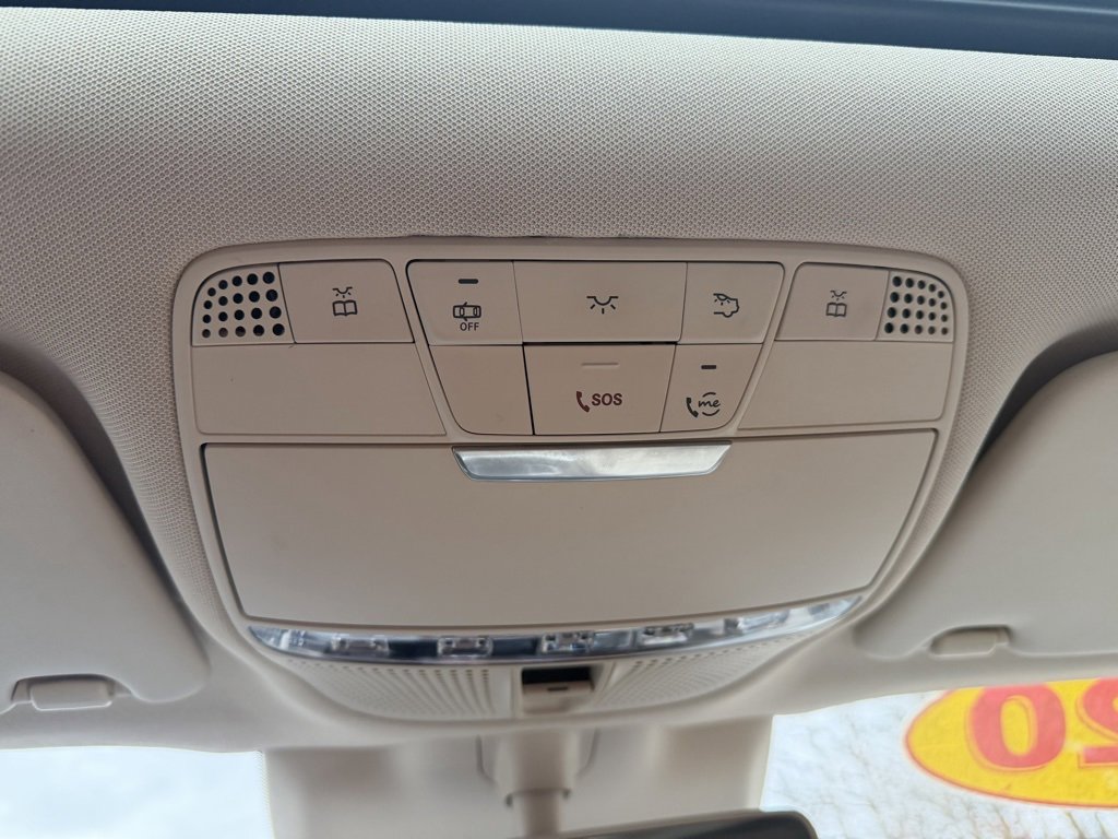 Used 2020 Mercedes-Benz GLC 300 4MATIC Coupe image 28