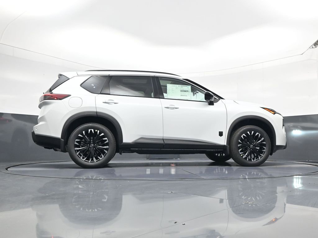 New 2026 Nissan Rogue SV FWD image 22