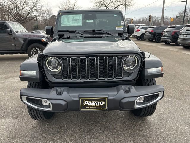New 2026 Jeep Gladiator Sport AWD/4WD image 3