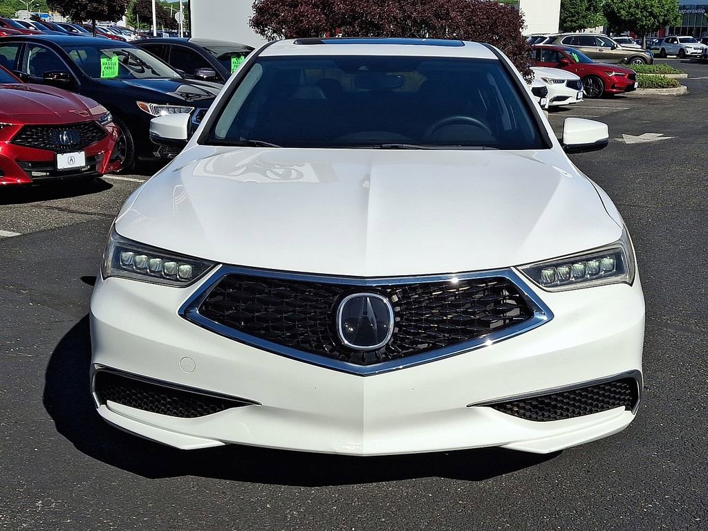 Certified 2018 Acura TLX FWD image 2
