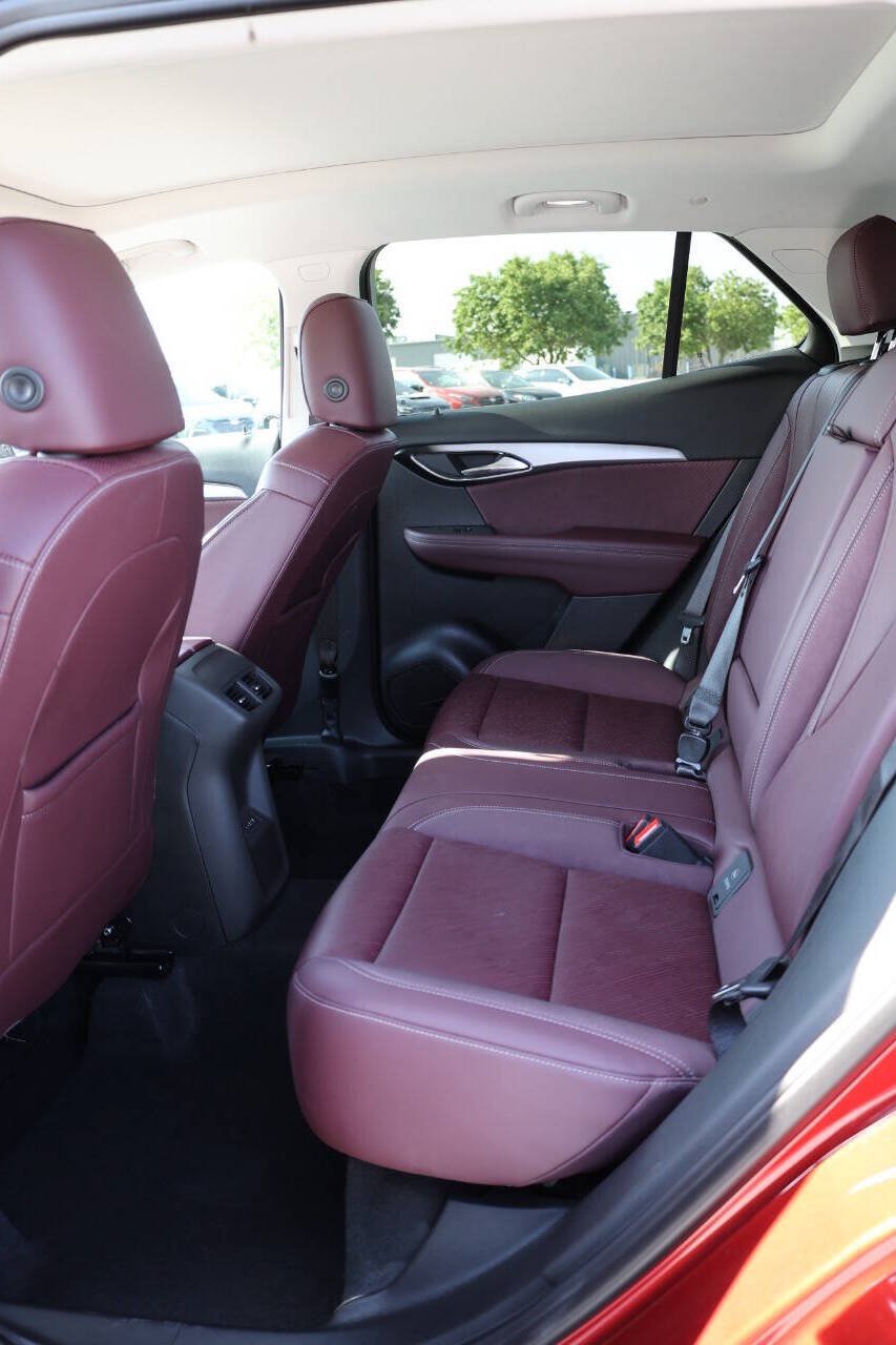 Used 2024 Buick Envision Sport Touring AWD/4WD image 17