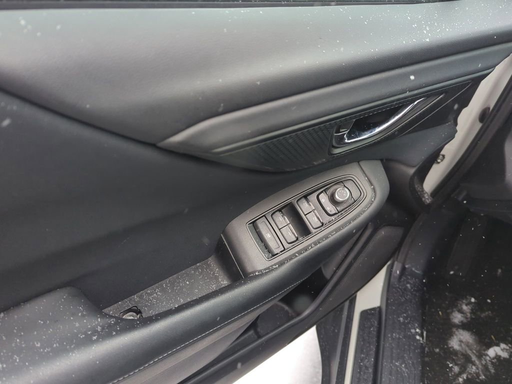 Used 2022 Subaru Outback Premium image 8