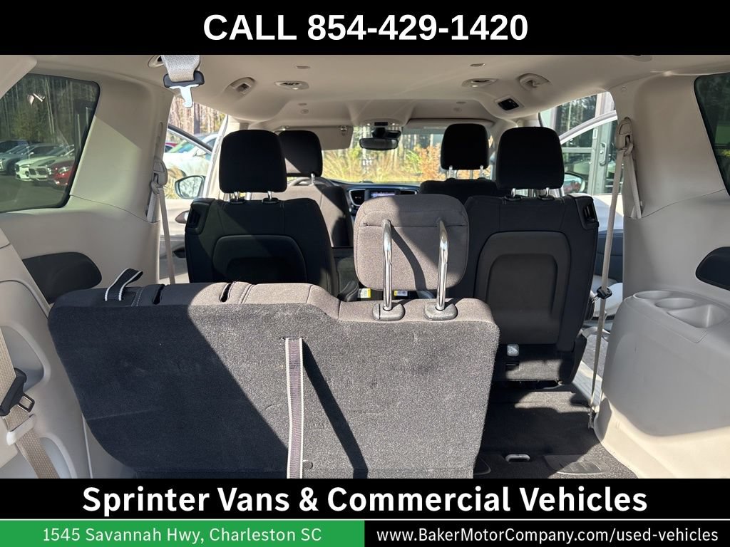 Used 2024 Chrysler Voyager LX FWD image 22
