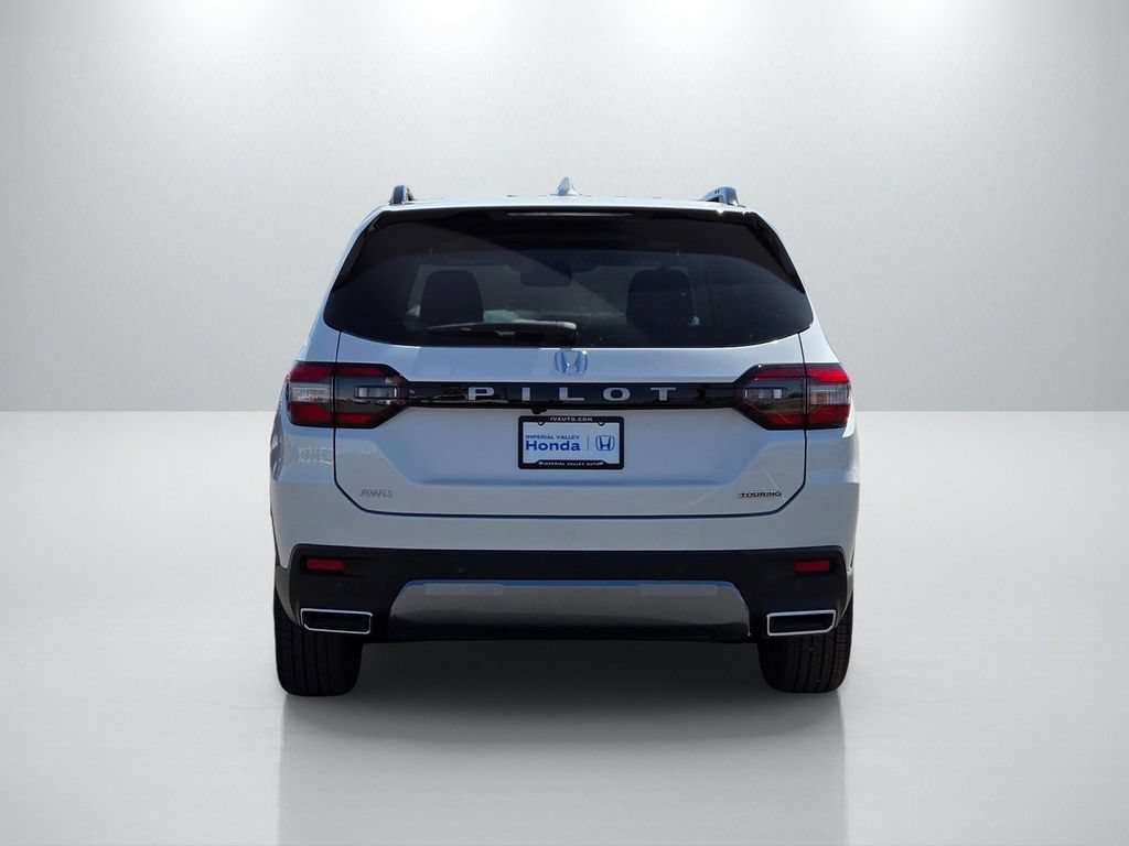 New 2026 Honda Pilot Touring image 5