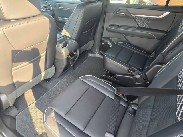 New 2026 GMC Acadia Denali w/ Super Cruise Package image 11
