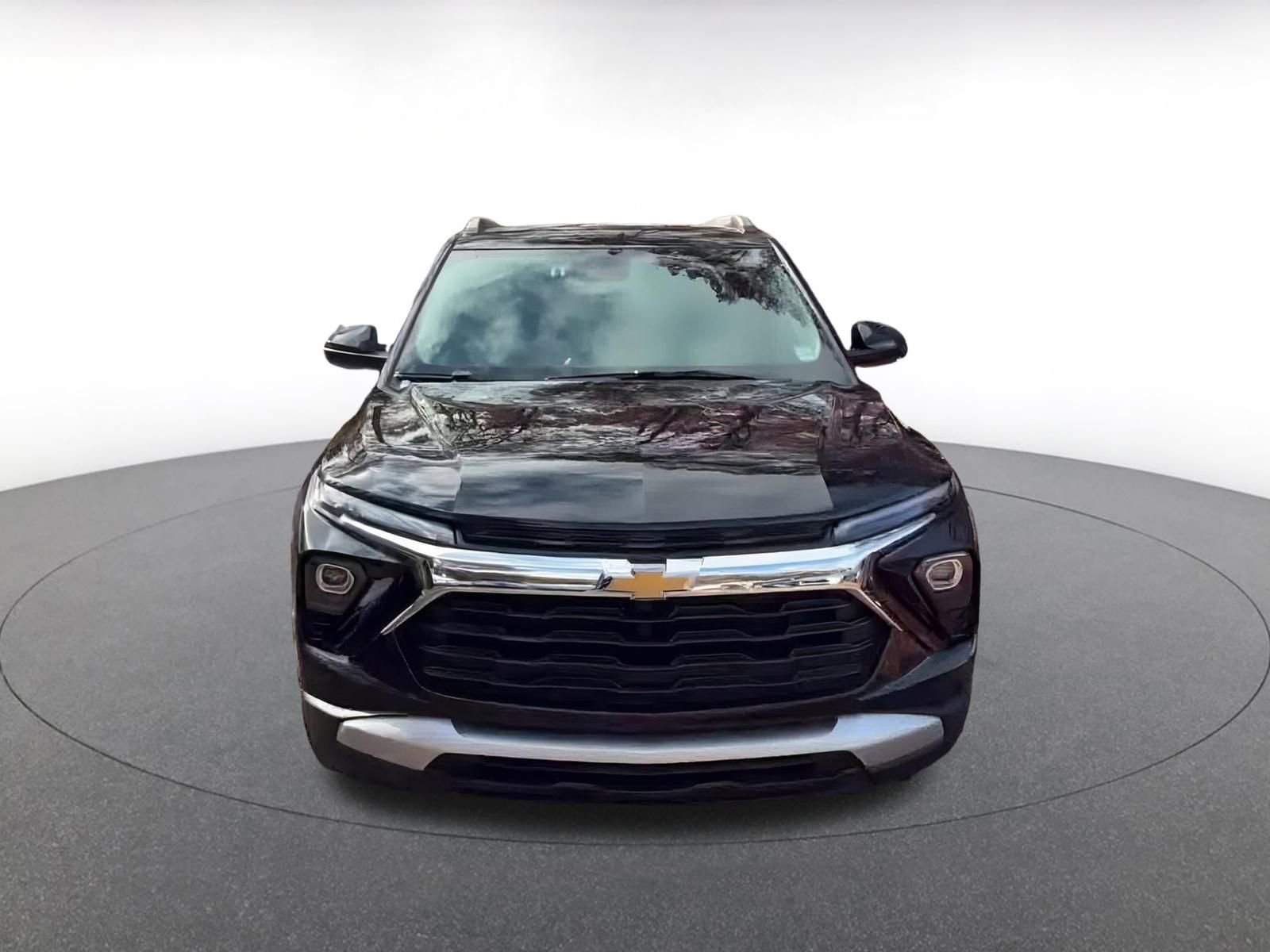 Used 2025 Chevrolet TrailBlazer LT image 4