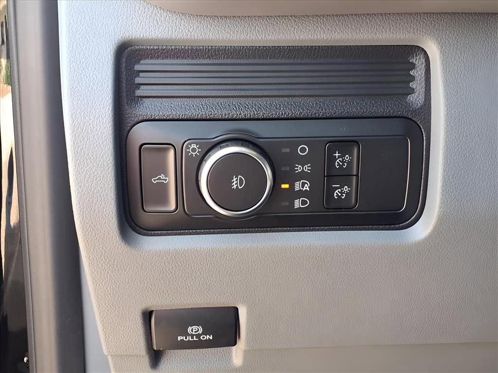 New 2026 Ford F250 XL w/ STX Appearance Package image 19