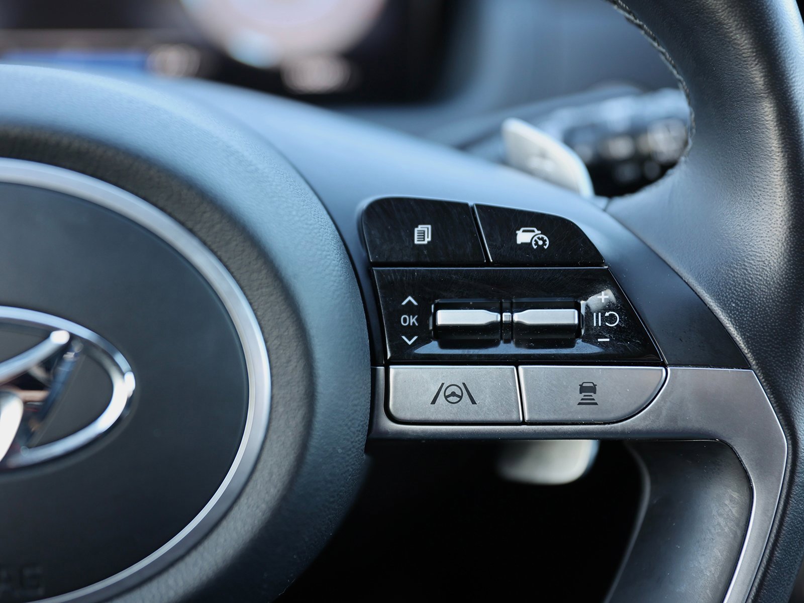 Certified 2022 Hyundai Tucson Limited w/ Cargo Package image 40