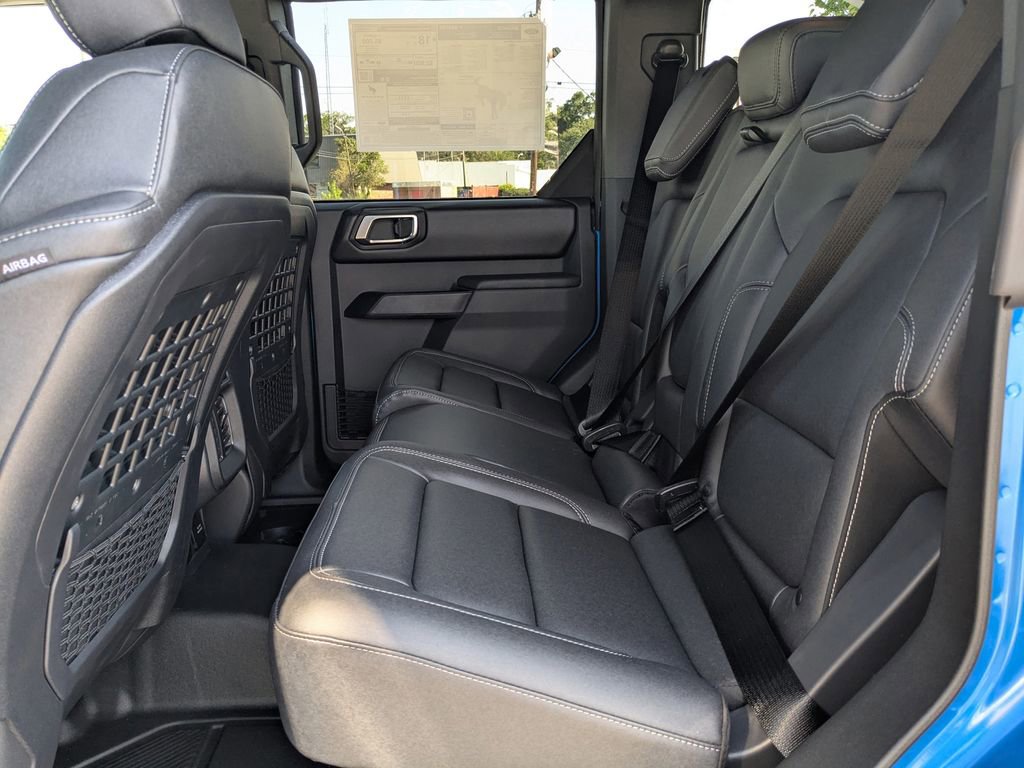 New 2025 Ford Bronco Badlands image 18