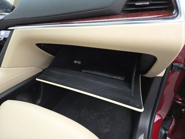 Used 2017 Cadillac XT5 Luxury image 50