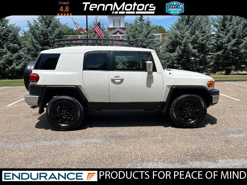 Used 2014 Toyota FJ Cruiser 4WD w/ Convenience Package image 3