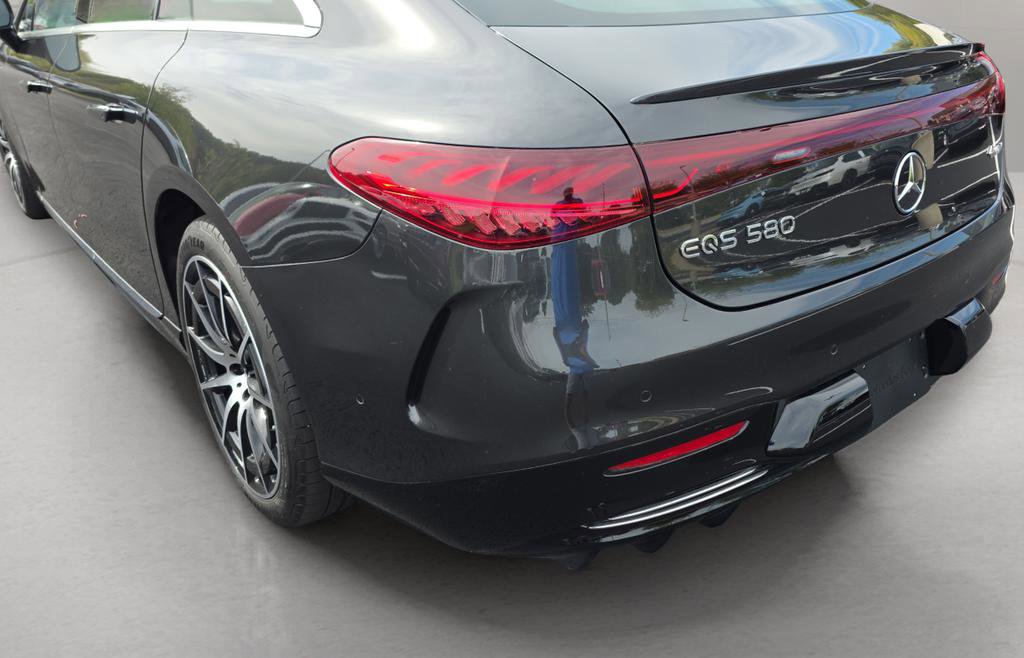 Used 2024 Mercedes-Benz EQS 580 4MATIC Sedan image 12