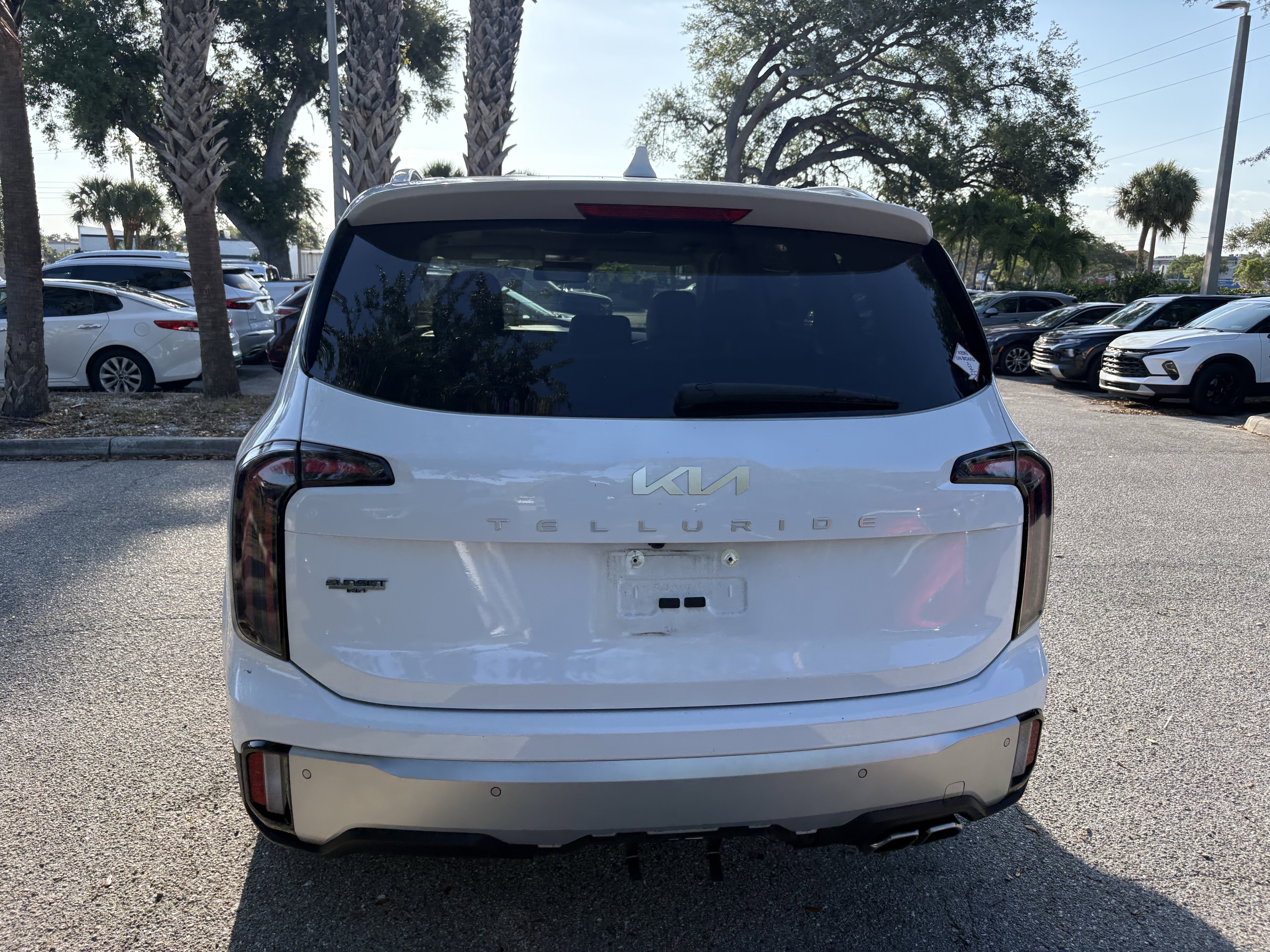 Used 2024 Kia Telluride EX FWD image 5