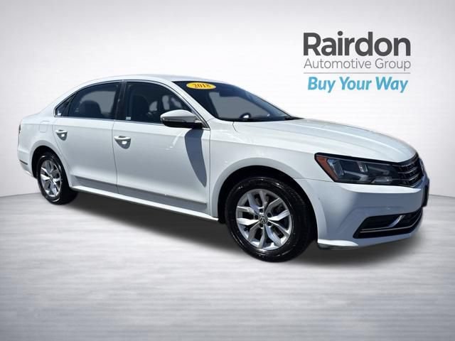 Used 2016 Volkswagen Passat 1.8T S FWD image 1