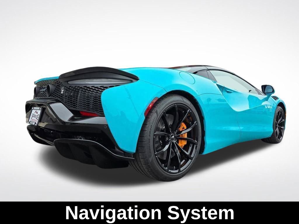 Used 2025 McLaren Artura Spider image 5