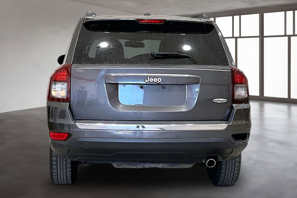 Used 2016 Jeep Compass High Altitude FWD image 4
