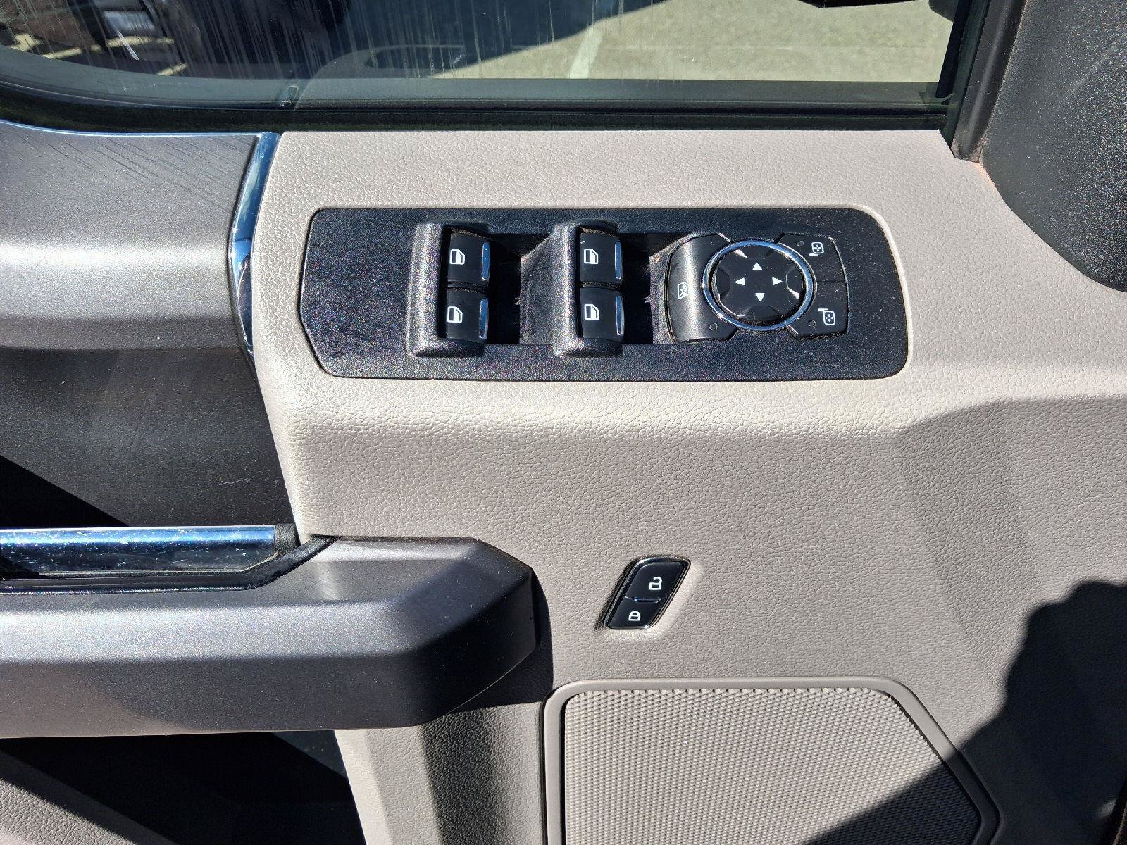 Used 2015 Ford F150 XLT w/ Equipment Group 302A Luxury RWD image 17