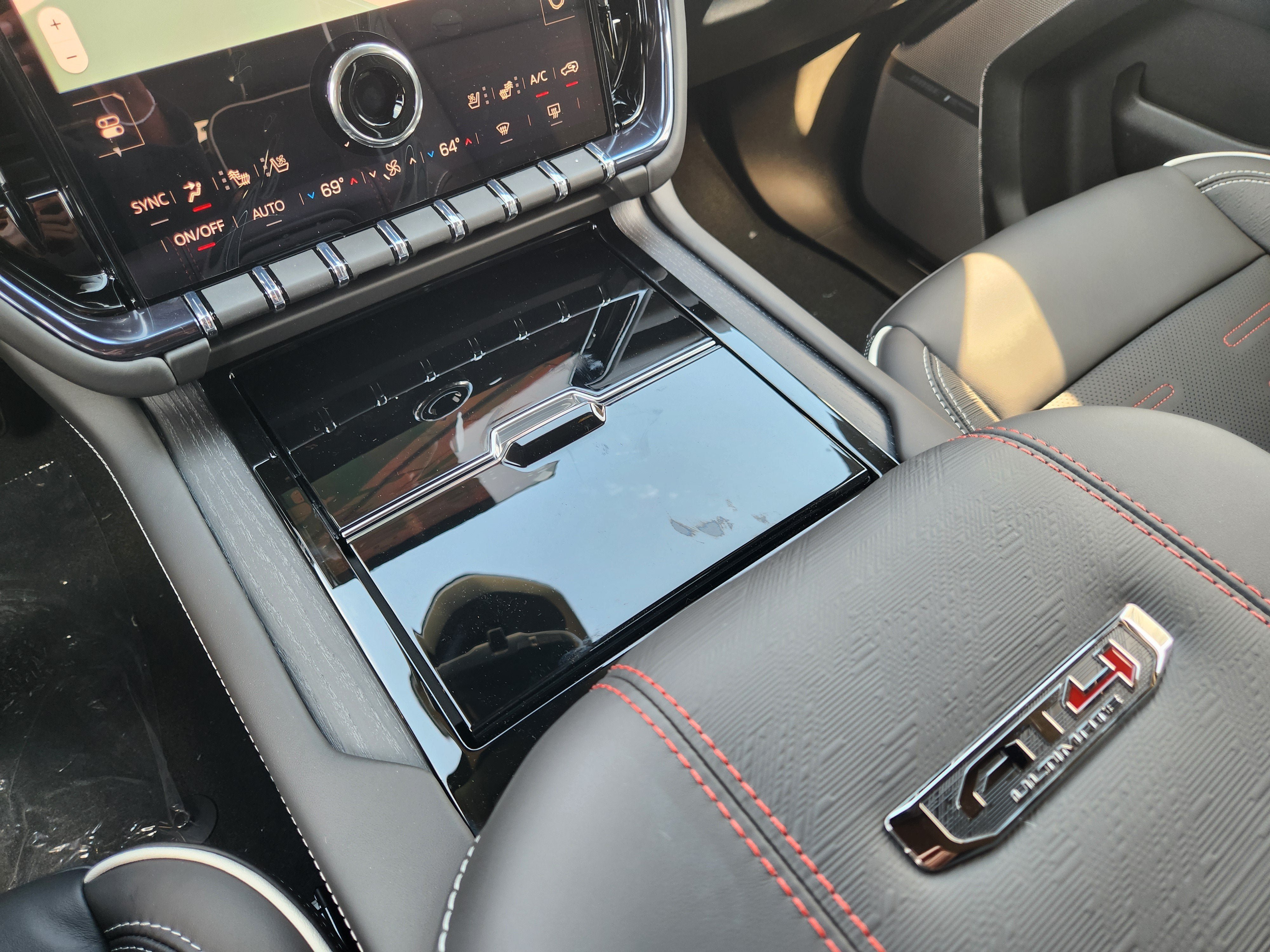 New 2027 GMC Yukon AT4 Ultimate AWD/4WD image 15