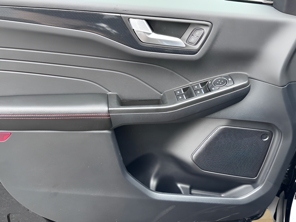New 2026 Ford Escape ST-Line FWD image 25