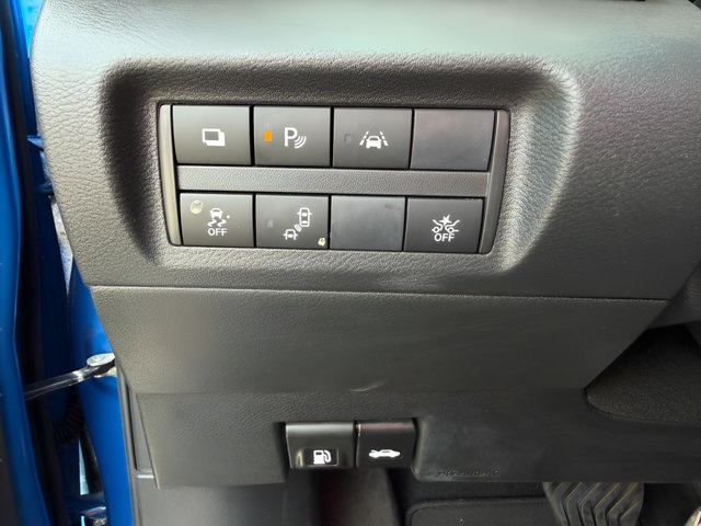 Certified 2025 Nissan Kicks Play S FWD image 16