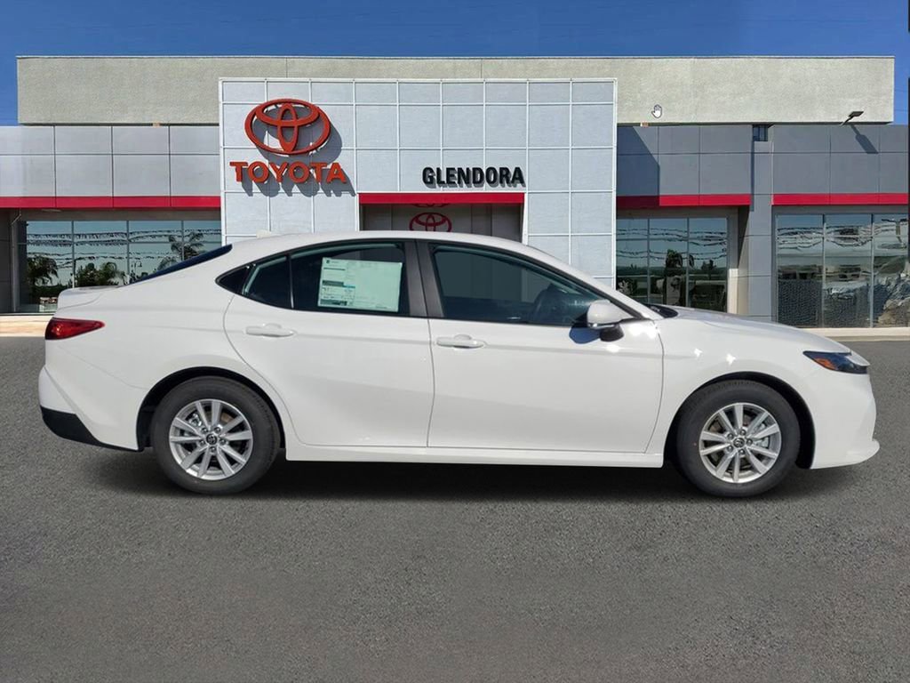 New 2026 Toyota Camry LE image 2
