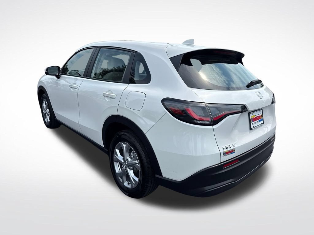 Certified 2025 Honda HR-V LX image 3