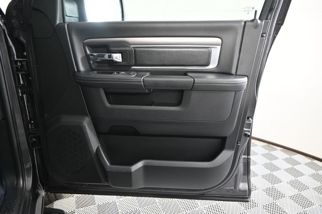 Used 2024 RAM 1500 Classic Warlock AWD/4WD image 13