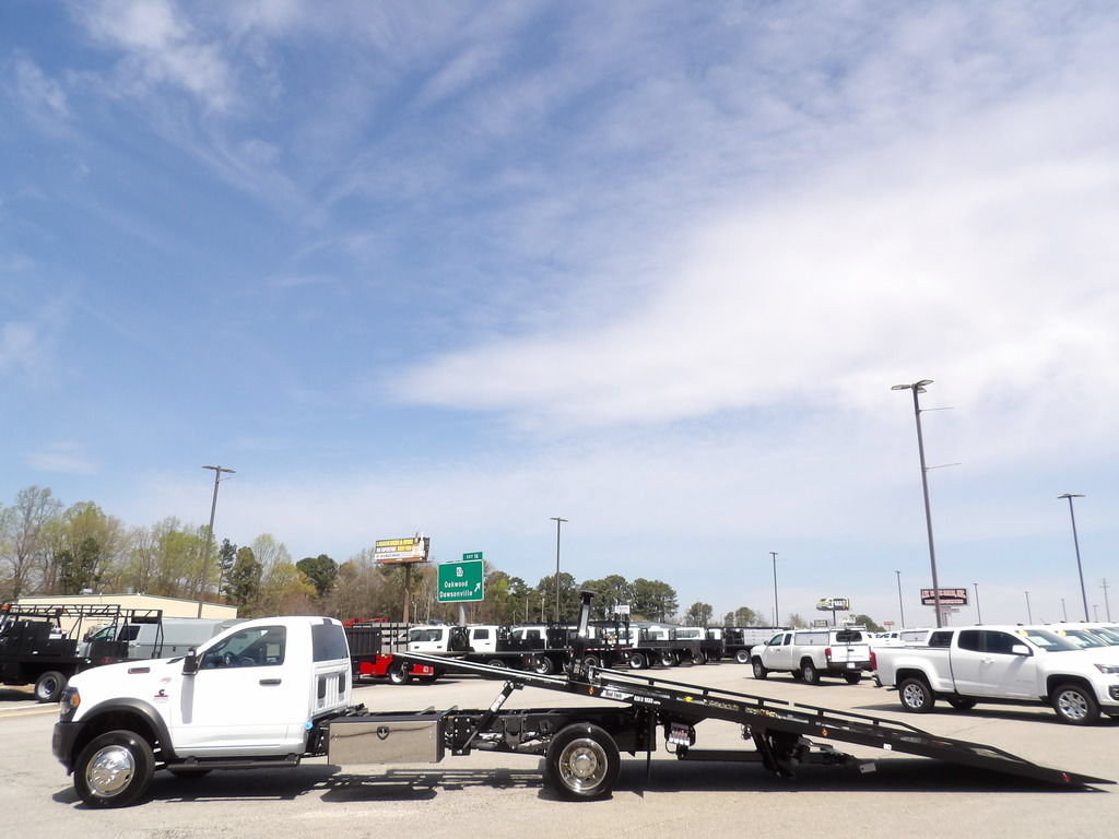 Used 2024 RAM 4500 Tradesman RWD image 15