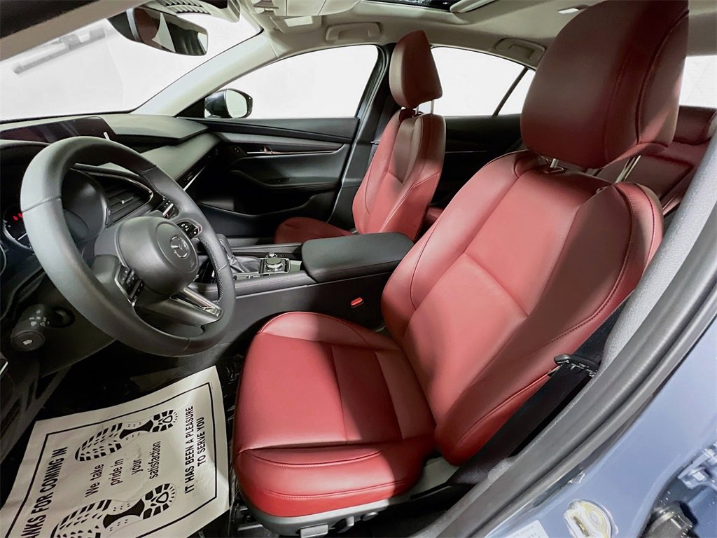 Used 2025 MAZDA MAZDA3 s image 18