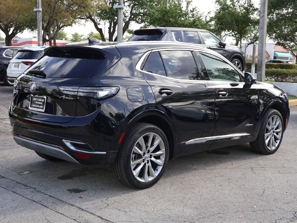 Used 2023 Buick Envision Avenir image 12