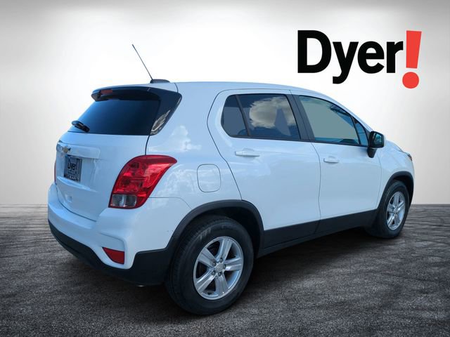Certified 2022 Chevrolet Trax LS w/ Tint and Cruise Package image 3