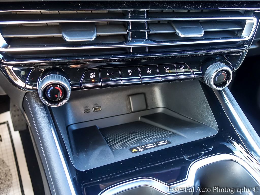 New 2026 Chevrolet Traverse LT w/ Midnight/Sport Edition image 19