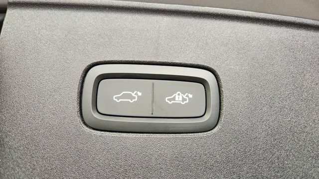 New 2026 Volvo EX90 Plus AWD/4WD image 45