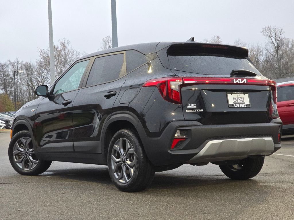 Used 2024 Kia Seltos LX image 17