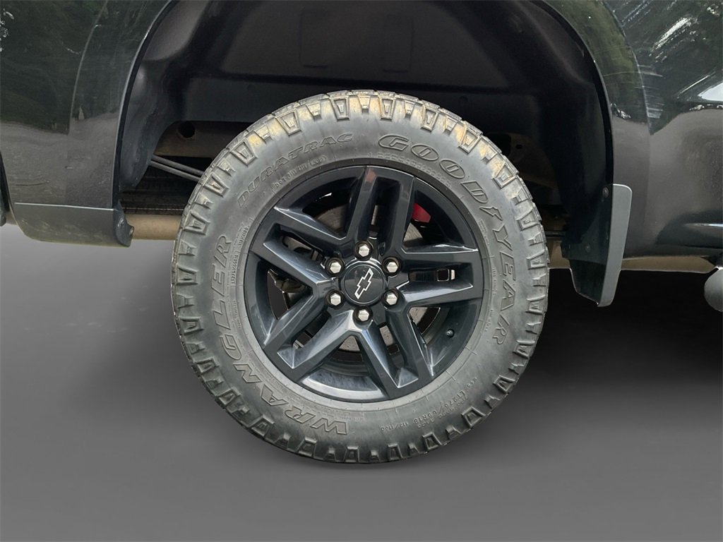 Used 2020 Chevrolet Silverado 1500 LT Trail Boss image 14