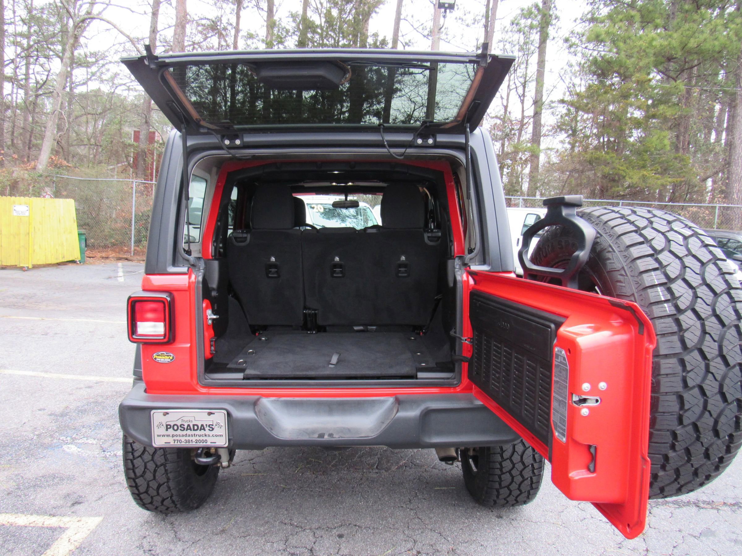 Used 2019 Jeep Wrangler Unlimited Sport S AWD/4WD image 9