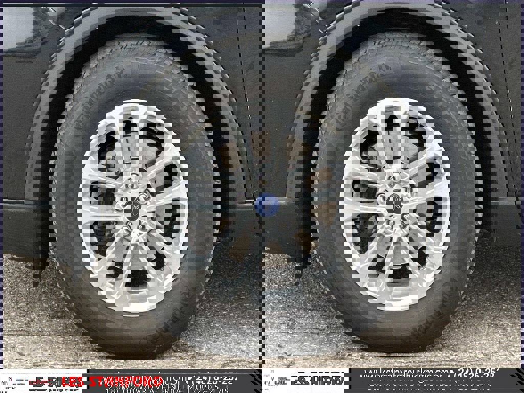 Used 2022 Ford Escape SE image 10