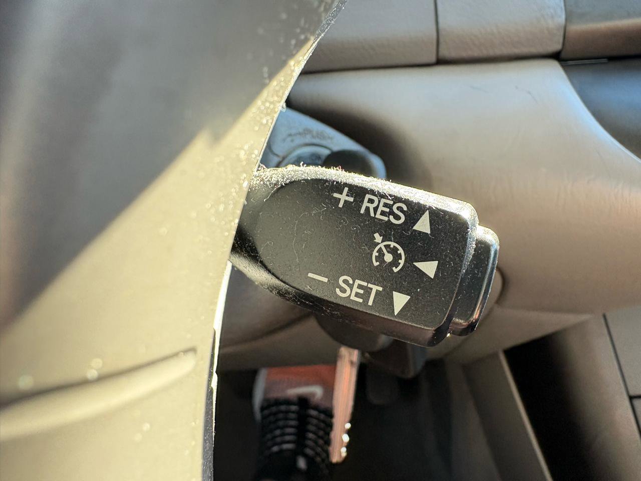Used 2006 Toyota Camry LE FWD image 30