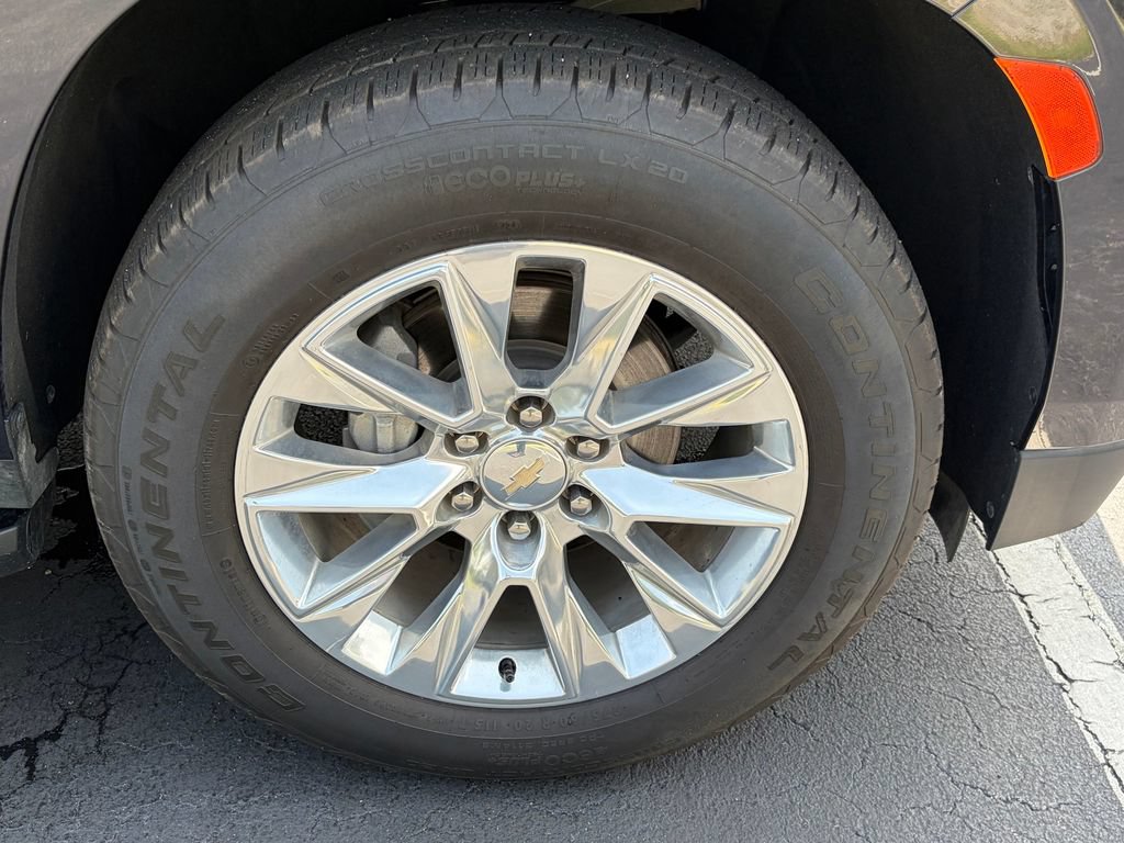 Used 2023 Chevrolet Tahoe Premier RWD image 32