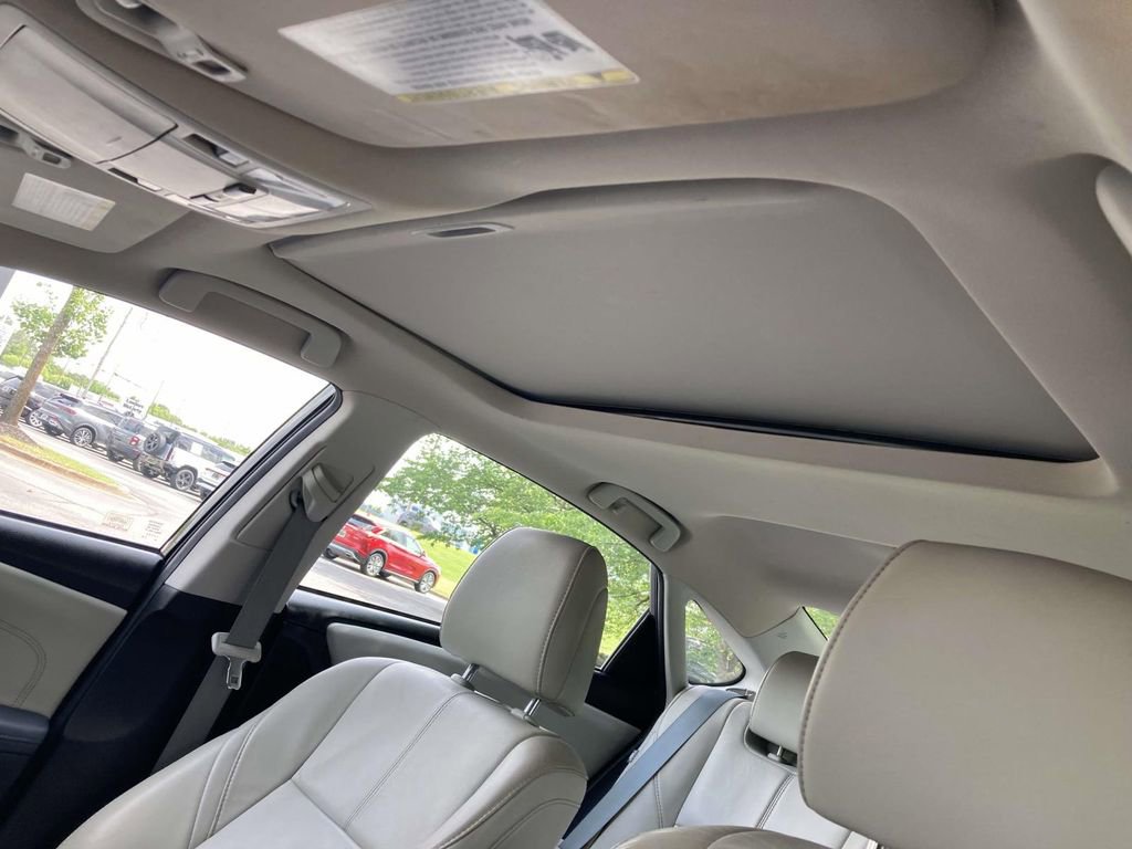 Used 2014 Toyota Avalon XLE Touring FWD image 13
