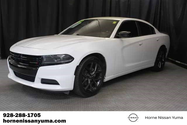 Used 2022 Dodge Charger SXT w/ Blacktop Package image 3