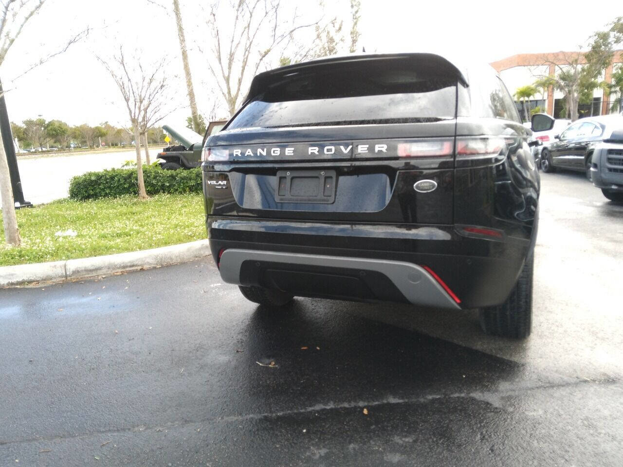 Used 2018 Land Rover Range Rover Velar S AWD/4WD image 13