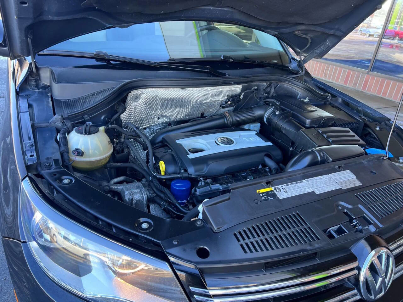 Used 2017 Volkswagen Tiguan Wolfsburg Edition image 9