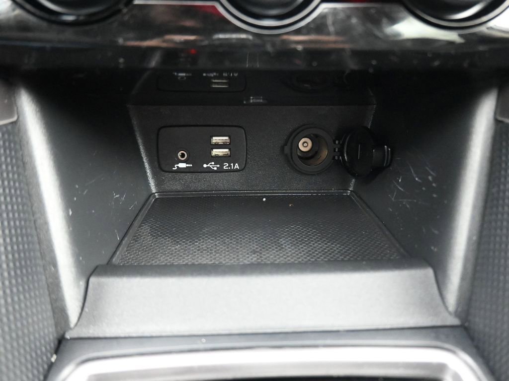 Used 2020 Subaru Forester Limited image 22