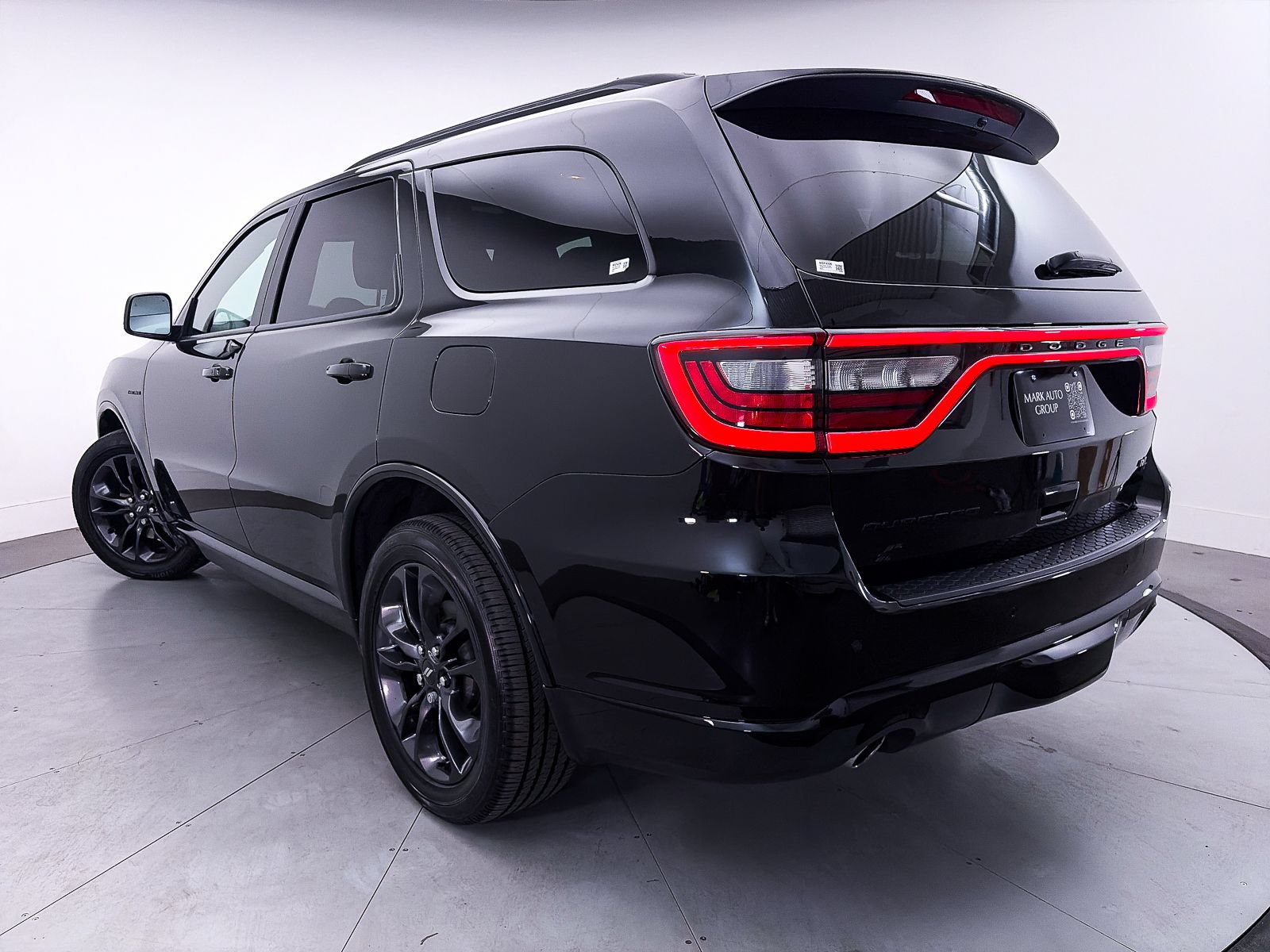 Used 2024 Dodge Durango R/T AWD/4WD image 3