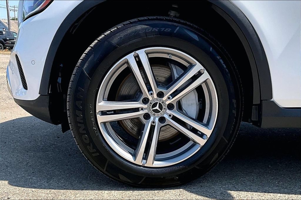 Used 2022 Mercedes-Benz GLC 300 image 12
