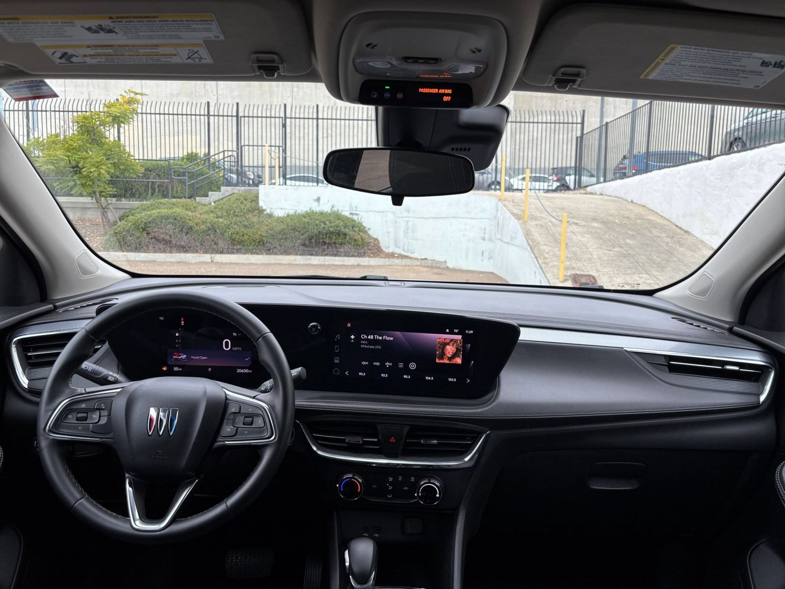 Used 2025 Buick Encore GX Preferred FWD image 32