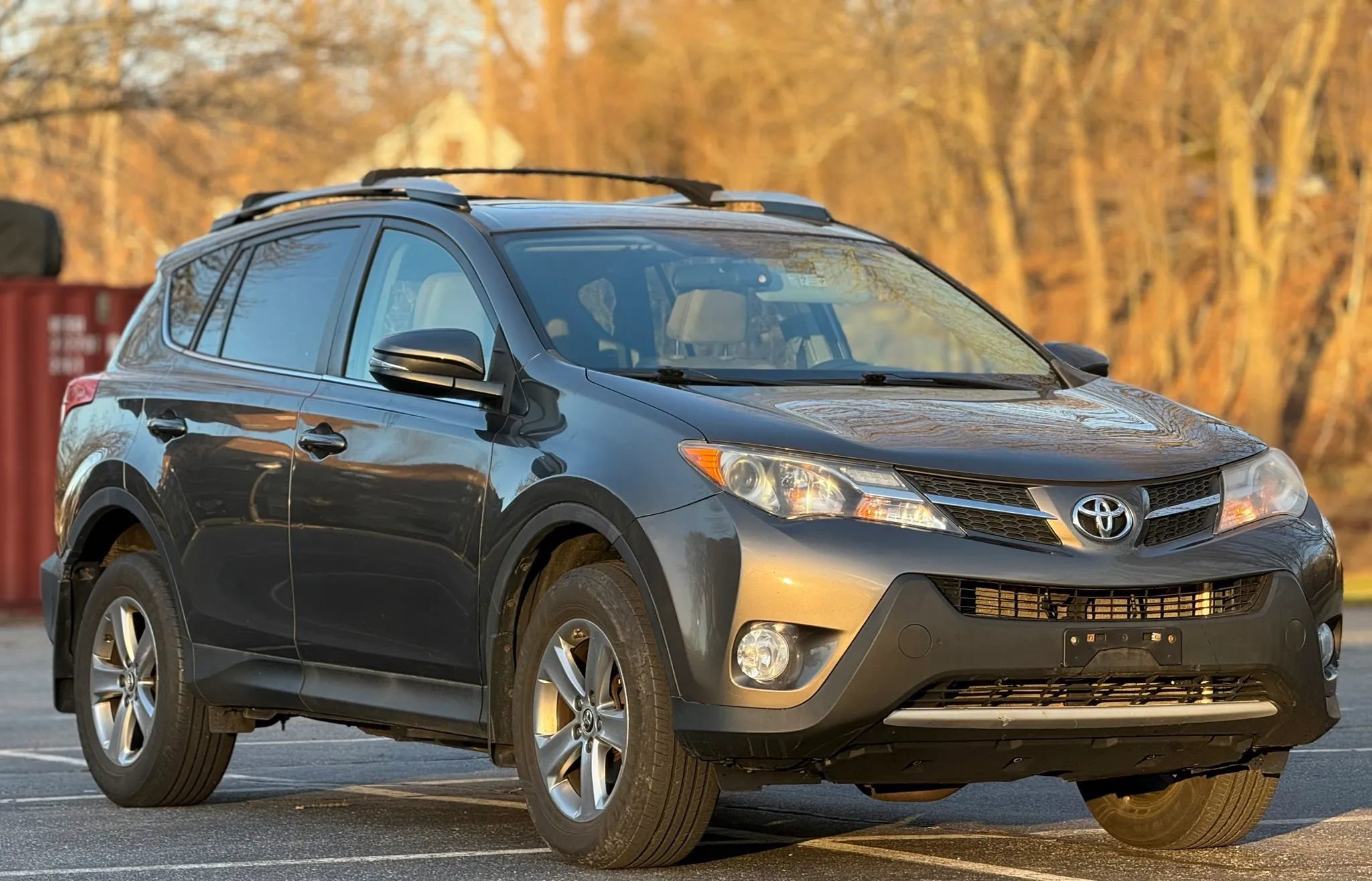 Used 2015 Toyota RAV4 XLE image 2