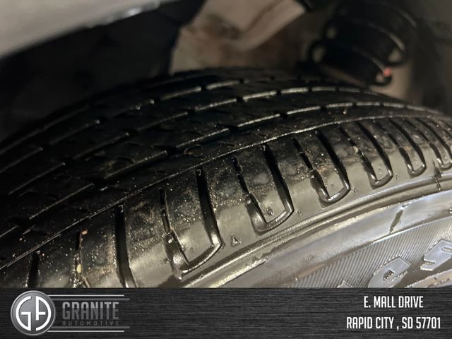 Used 2023 Nissan Kicks SR w/ SR Premium Package image 27